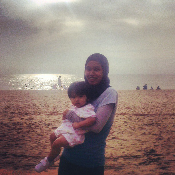 Her second visit to the seaside on 2nd raya